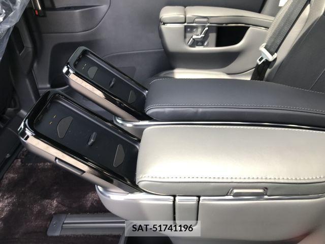 Toyota VELLFIRE 2024-02 374941-22