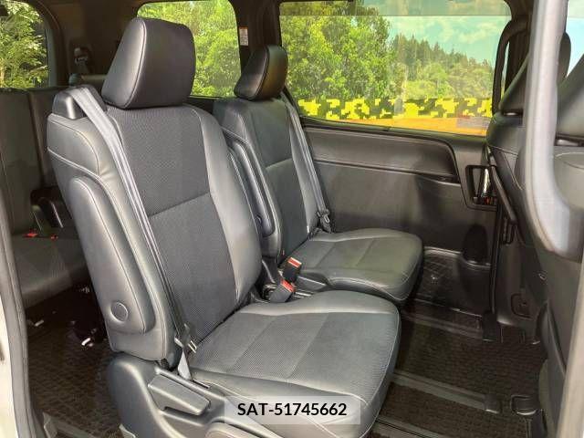 Toyota ESQUIRE 2019-02 202330-9