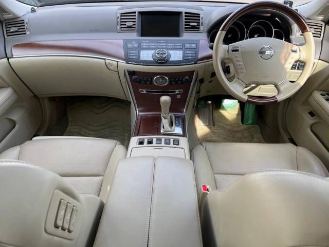 Nissan FUGA 2004-11 182682-1