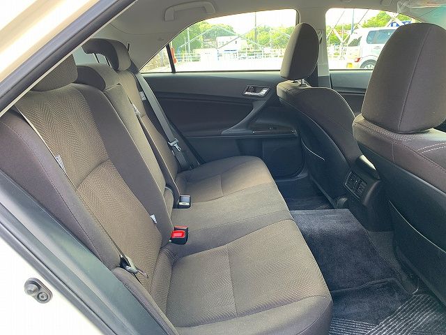 Toyota MARK X 2013-03 8337-3