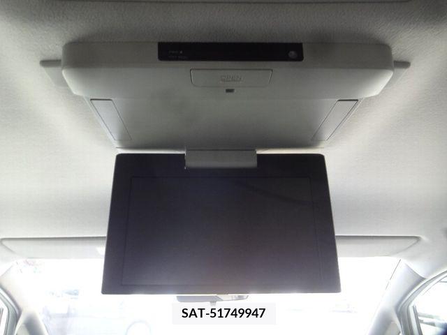 Toyota NOAH 2016-02 351227-26