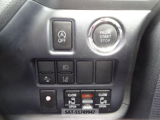 Toyota NOAH 2016-02 351227-24