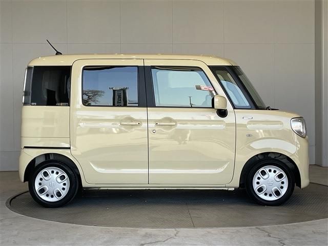 Suzuki SPACIA 2021-11 183693-13