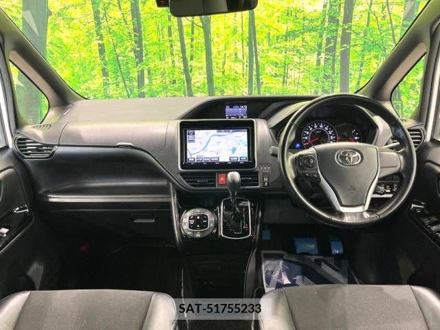 Toyota NOAH 2017-12 279468-1