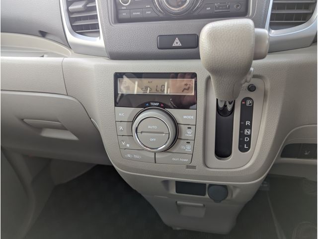 Suzuki SPACIA 2015-03 14782-16