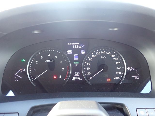 Lexus LS 2016-11 187301-13