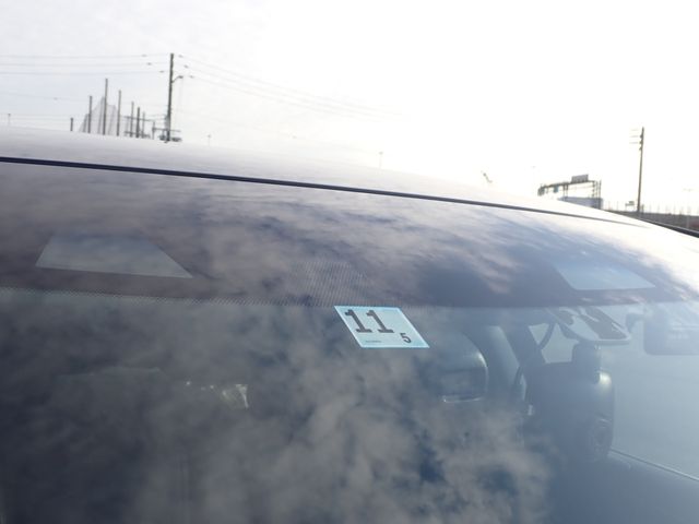 Lexus LS 2016-11 187301-11