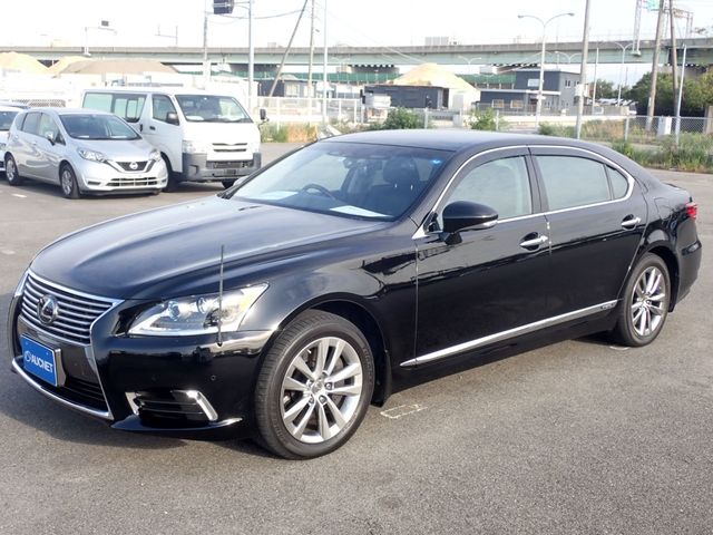 Lexus LS 2016-11 187301-6