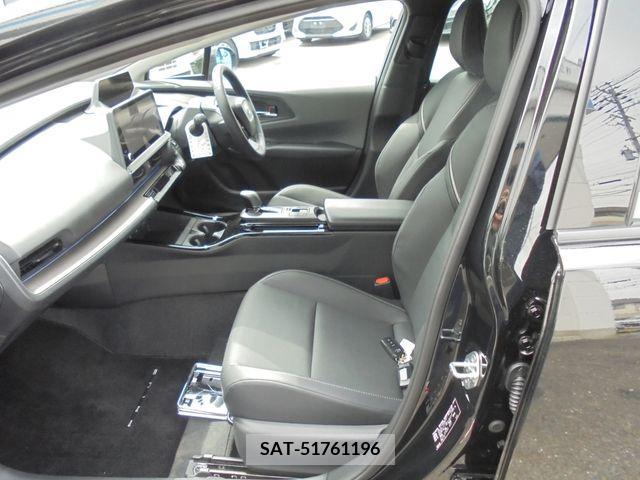 Toyota PRIUS PHV 2023-10 282582-12