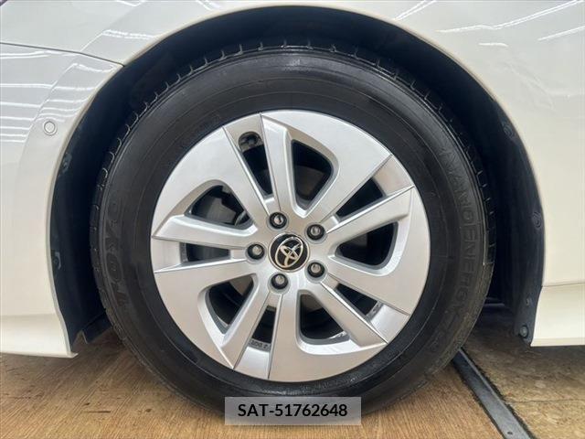 Toyota PRIUS 2017-12 380653-25