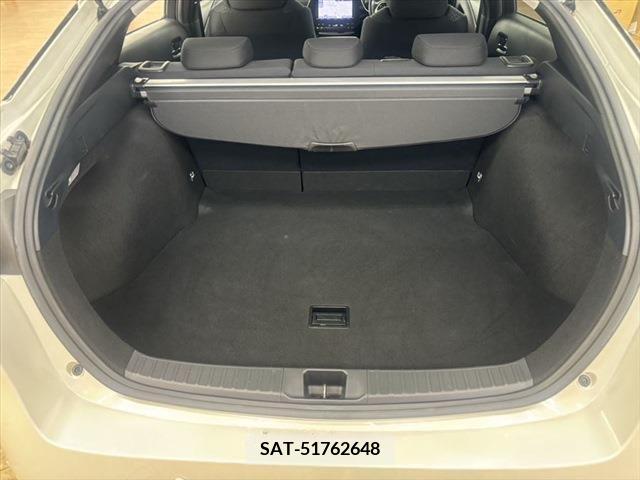 Toyota PRIUS 2017-12 380653-8