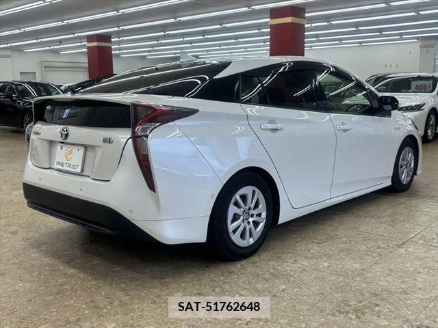 Toyota PRIUS 2017-12 380653-16