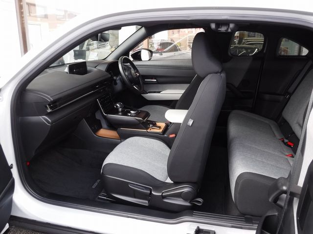 Mazda MX-30 2021-03 192064-15