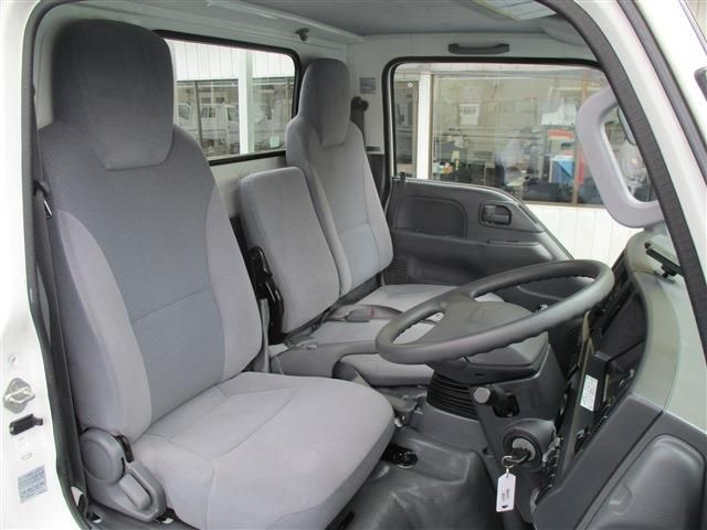 Isuzu ELF TRUCK 2016-09 18512-13
