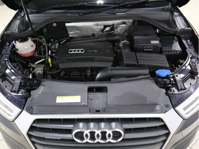 Audi Q3 2018-11 26820-25