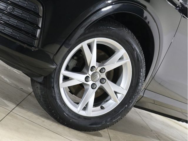 Audi Q3 2018-11 26820-26