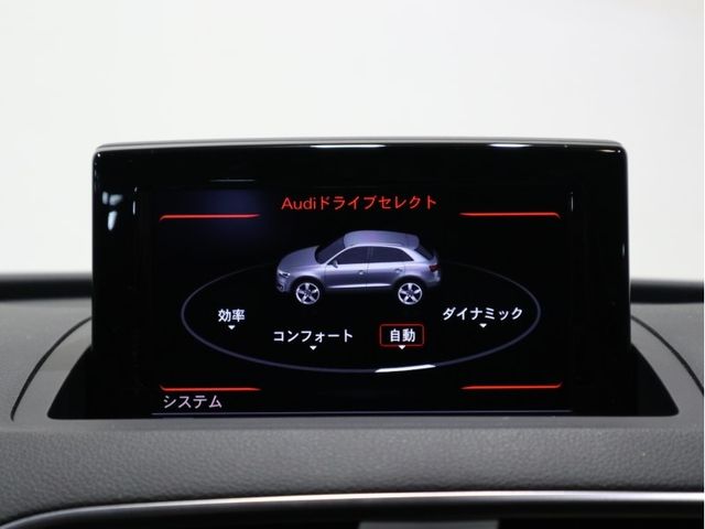 Audi Q3 2018-11 26820-13
