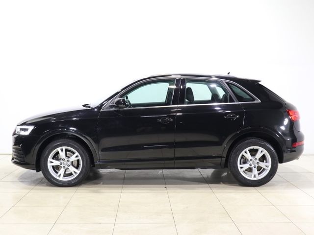 Audi Q3 2018-11 26820-4