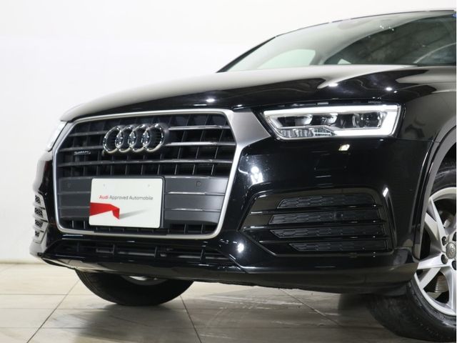 Audi Q3 2018-11 26820-5