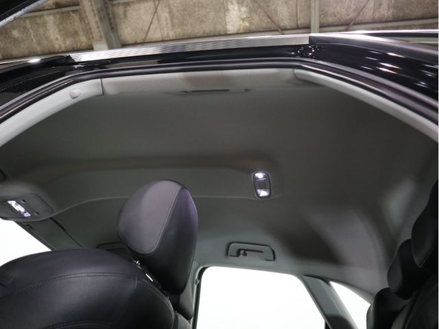 Audi Q3 2018-11 26820-18
