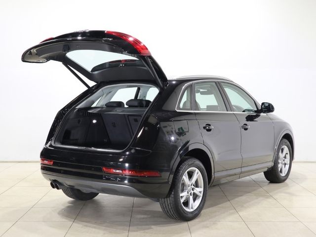Audi Q3 2018-11 26820-8