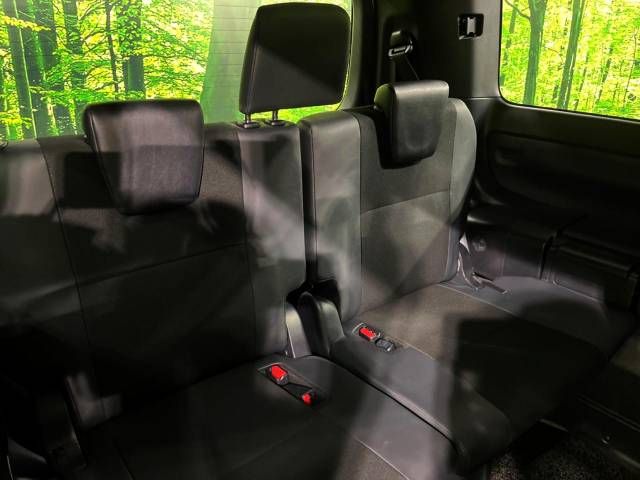 Toyota NOAH 2018-10 193140-10