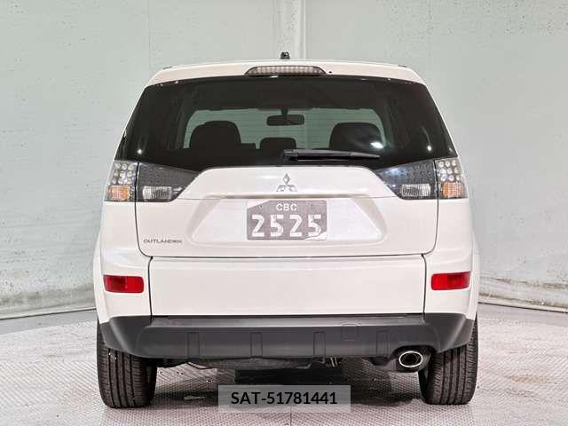 Mitsubishi OUTLANDER 2009-06 253755-8