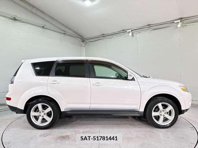 Mitsubishi OUTLANDER 2009-06 253755-6