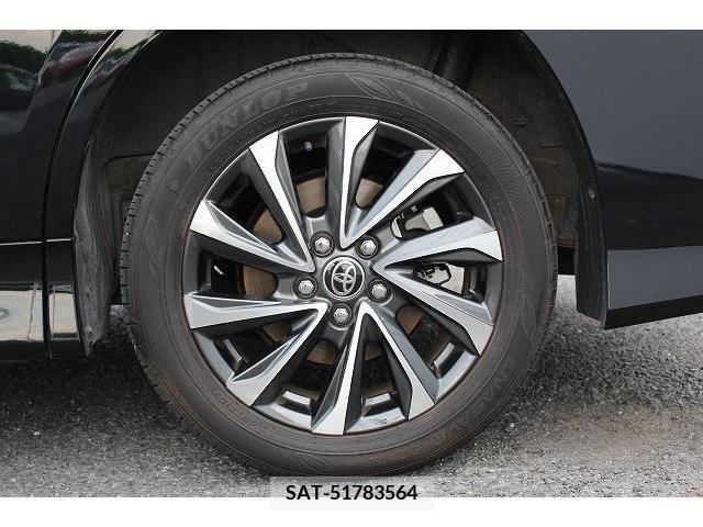 Toyota VOXY 2022-05 386251-12