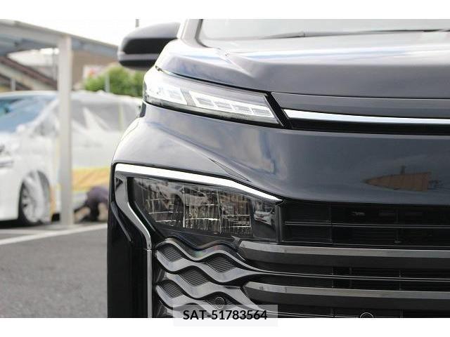 Toyota VOXY 2022-05 386251-10