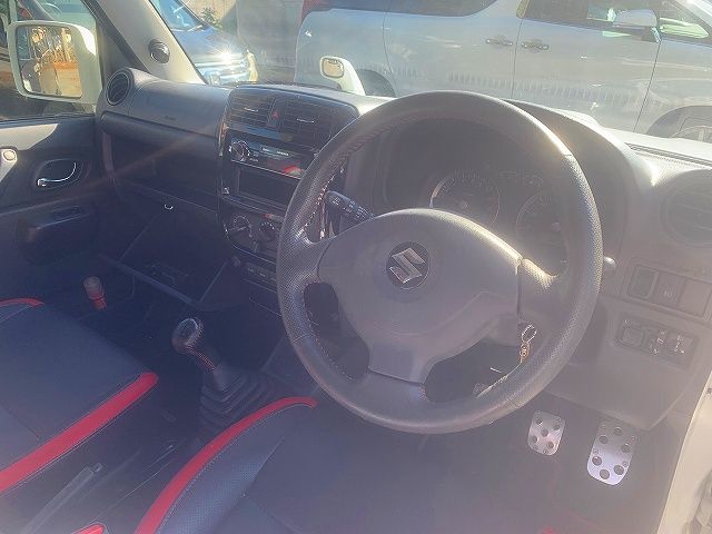 Suzuki JIMNY 2013-02 193036-6