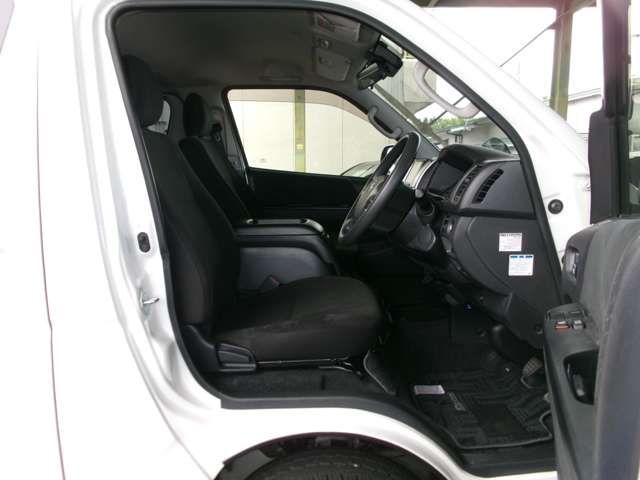 Toyota REGIUSACE VAN 2018-10 3973-15