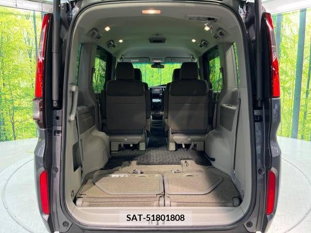 Honda STEP WGN 2018-03 286084-11