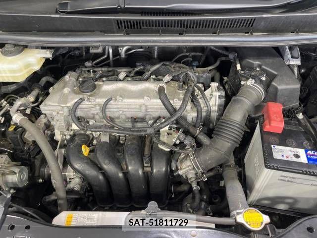 Toyota VOXY 2015-04 331473-18