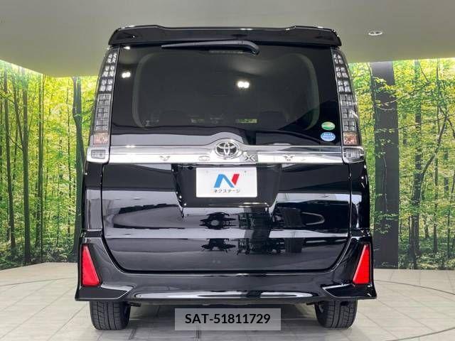 Toyota VOXY 2015-04 331473-16