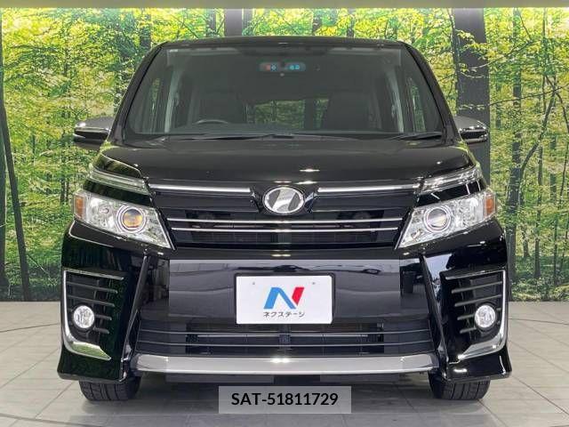 Toyota VOXY 2015-04 331473-15