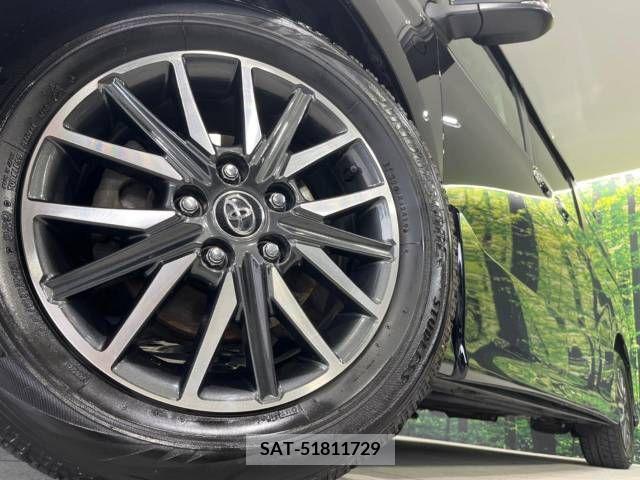 Toyota VOXY 2015-04 331473-14