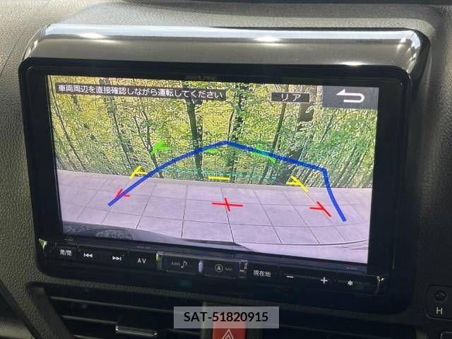 Toyota VOXY 2018-06 370340-5