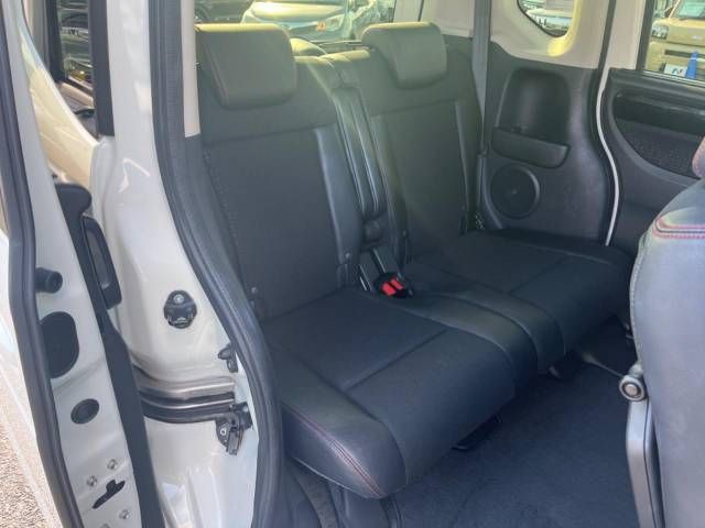 Honda N BOX CUSTOM 2016-02 191972-9