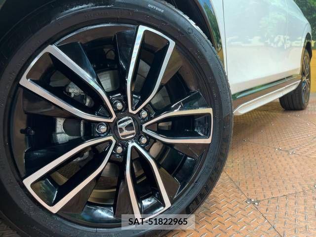Honda VEZEL 2022-03 338944-13
