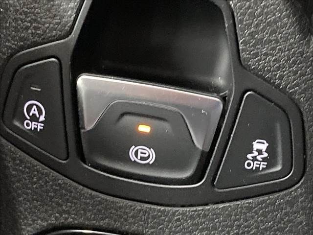 Jeep RENEGADE 2016-10 11218-8