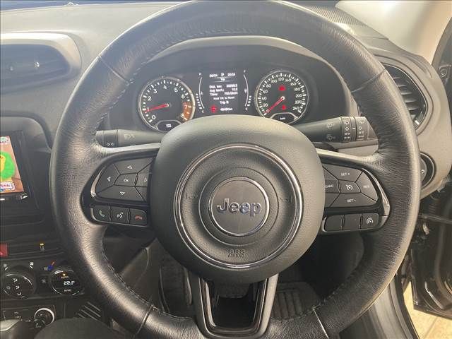 Jeep RENEGADE 2016-10 11218-1