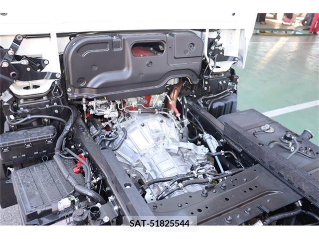 Hino DUTRO 2023-04 255432-17