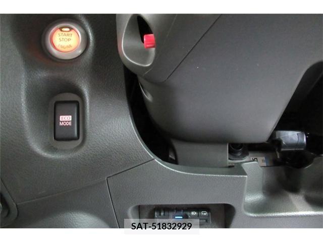 Nissan CUBE 2010-11 265396-19