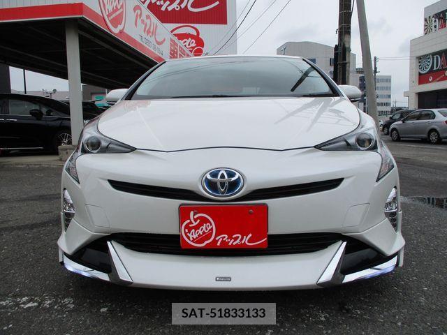 Toyota PRIUS 2018-03 282086-3