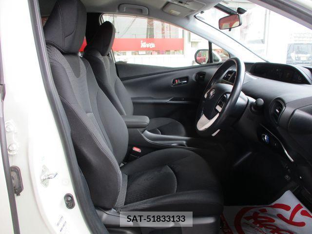 Toyota PRIUS 2018-03 282086-13