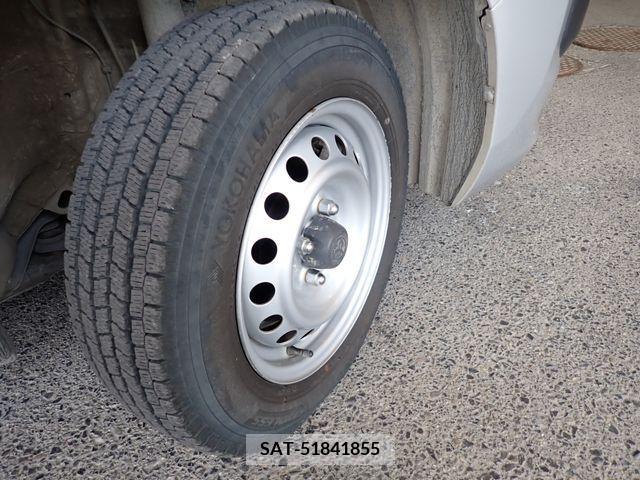 Toyota PROBOX VAN 2019-06 380522-22