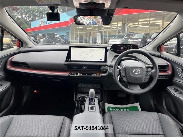 Toyota PRIUS 2023-02 217500-1