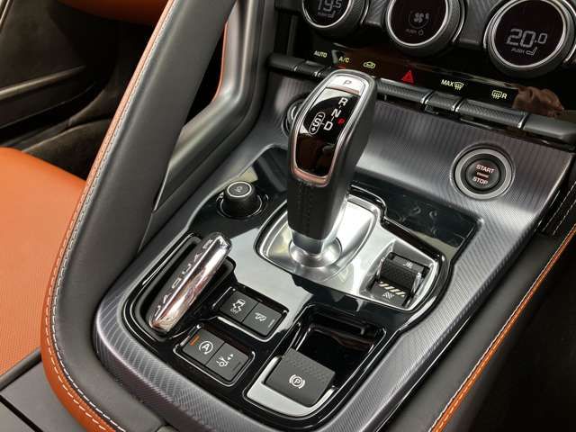Jaguar F-TYPE 2021-03 4734-6