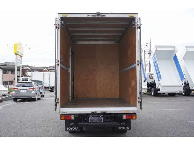 Toyota TOYOACE 2017-03 3191-15